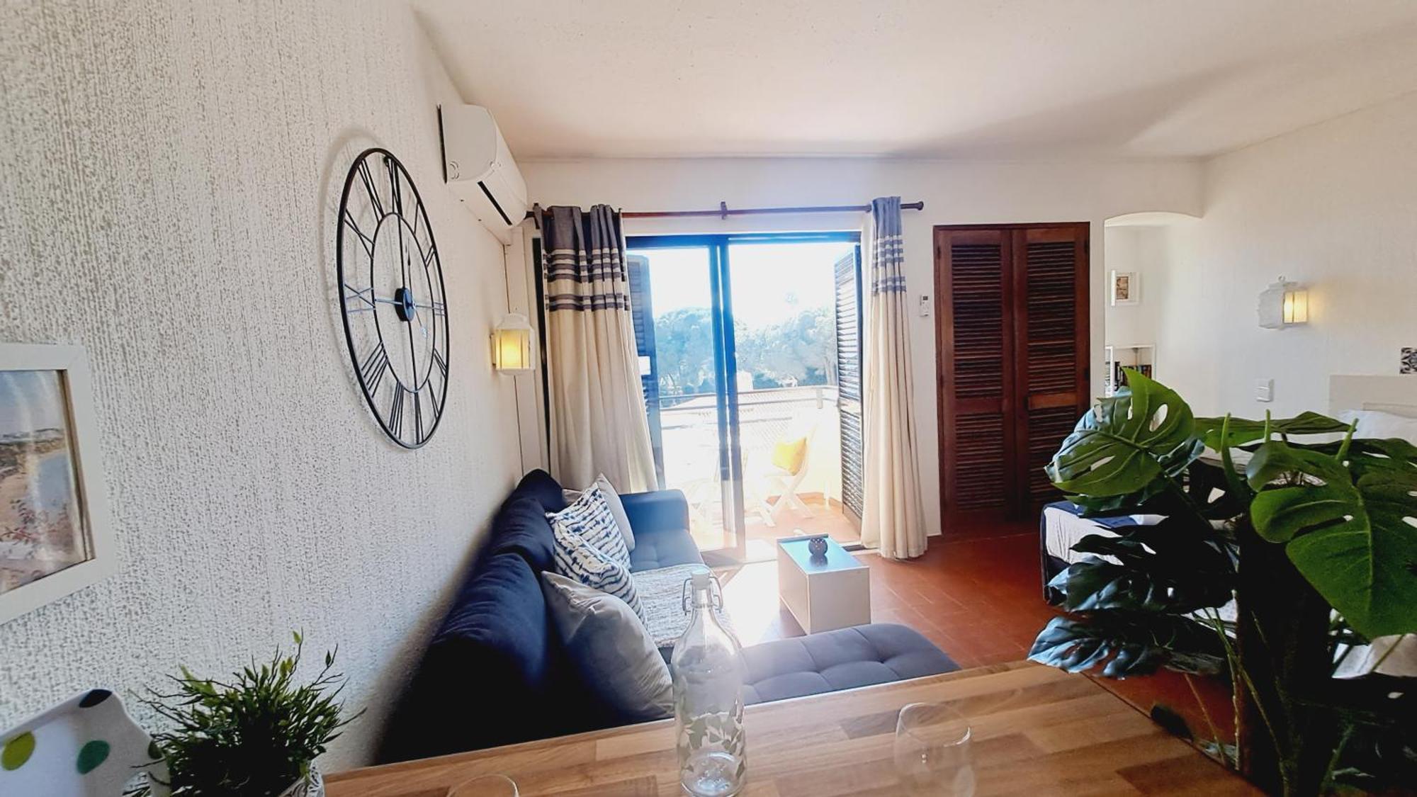 Appartement Sea View 2 *