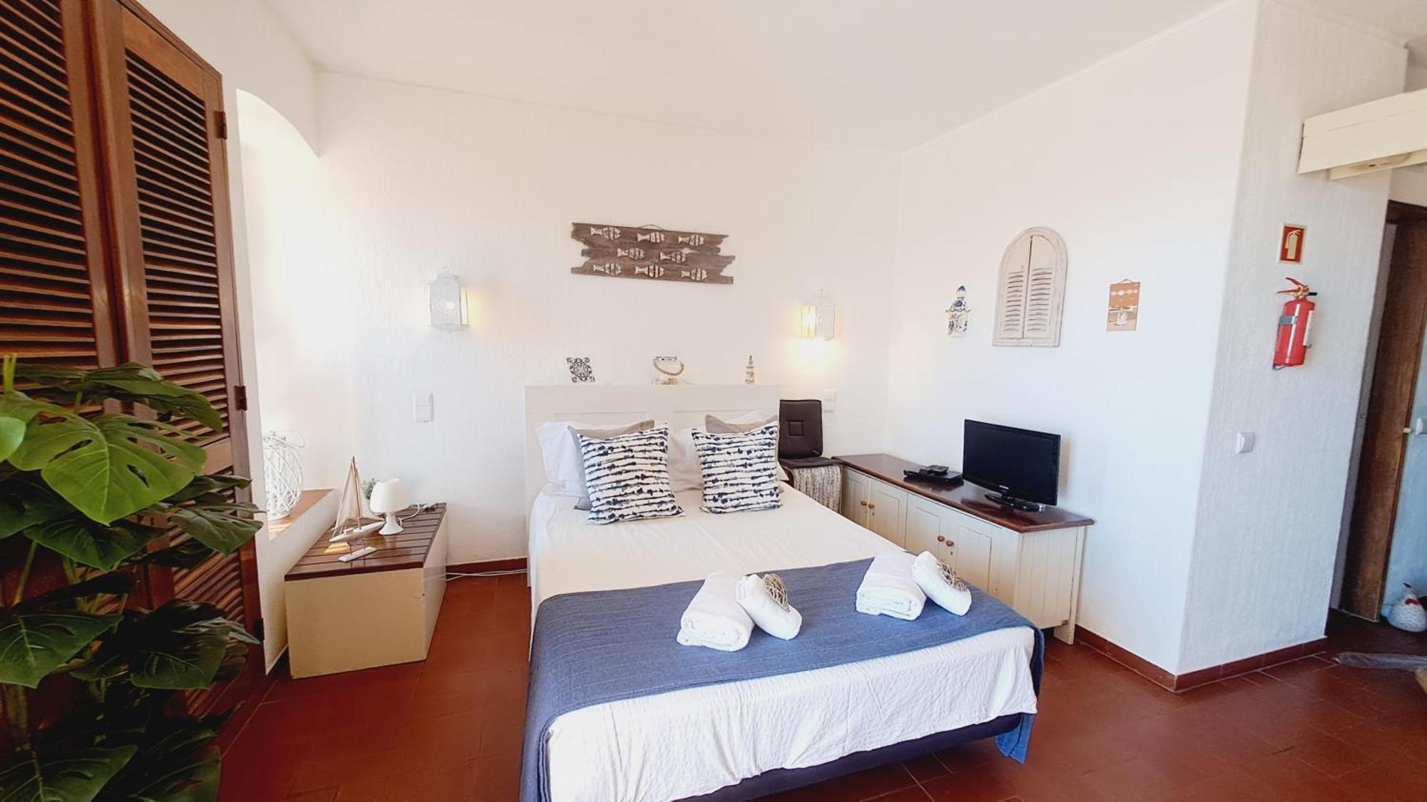 Apartment Sea View 2 *